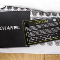 certifikát Chanel